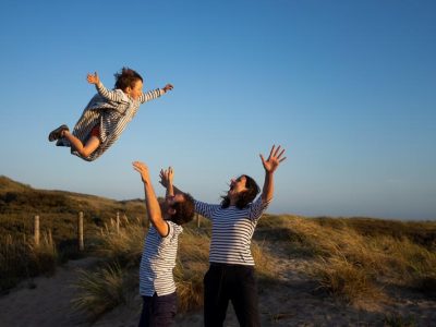 photographe-famille-montreal-seance-photo-dynamique-coloree-naturelle (25)